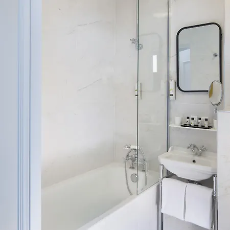 Hotel Celeste Batignolles Montmartre 4*