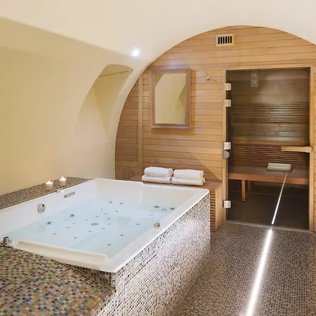 Celeste Batignolles Montmartre Hotel Paris