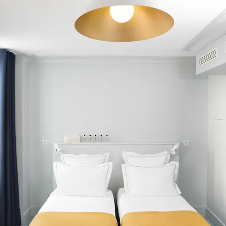Celeste Batignolles Montmartre 4* Paris